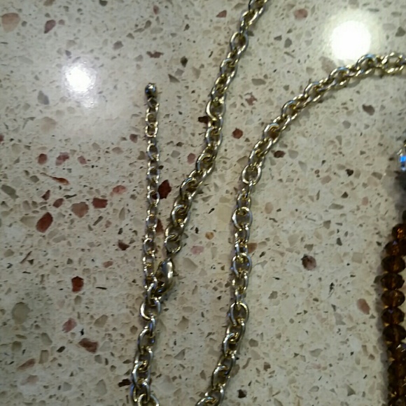 Sparkley Gold-tone Necklace, EUC - Picture 3 of 7